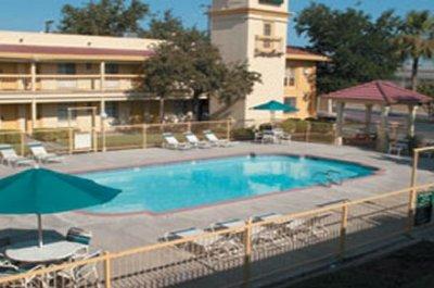 Отель La Quinta San Antonio Vance Jackson #710 Экстерьер фото